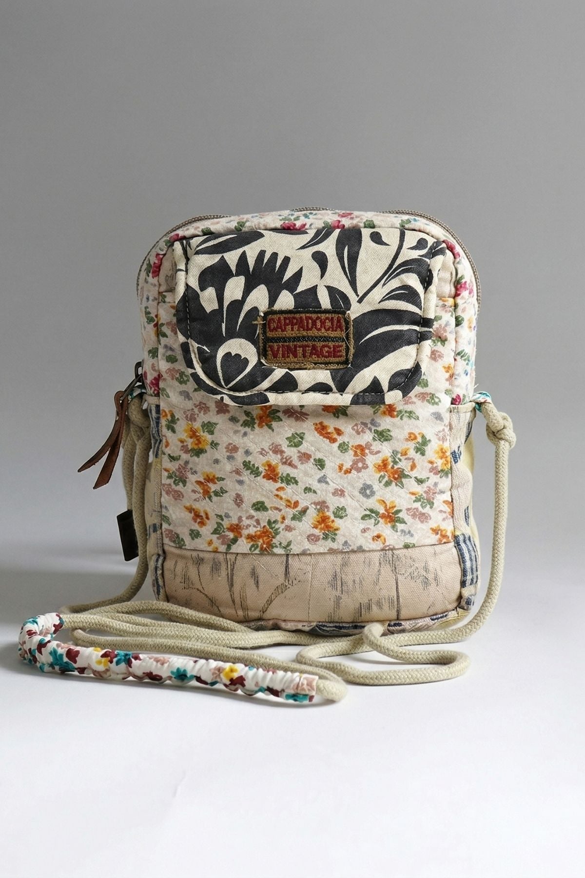 Cappadocia Vintage Kadın Çiçek Desenli Omuz Çantası - Bohem Tarz Mini El ve Telefon Çantası